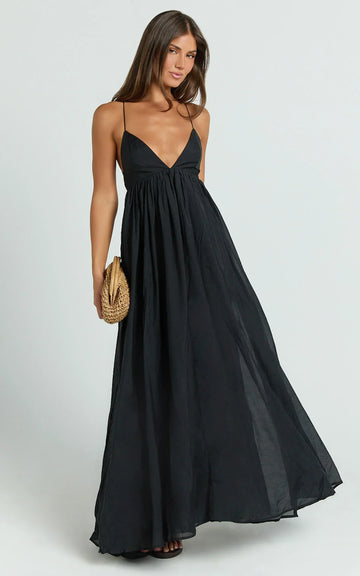 Kourtney Maxi Dress - Plunge V Neck Fit And Flare Dress In Black