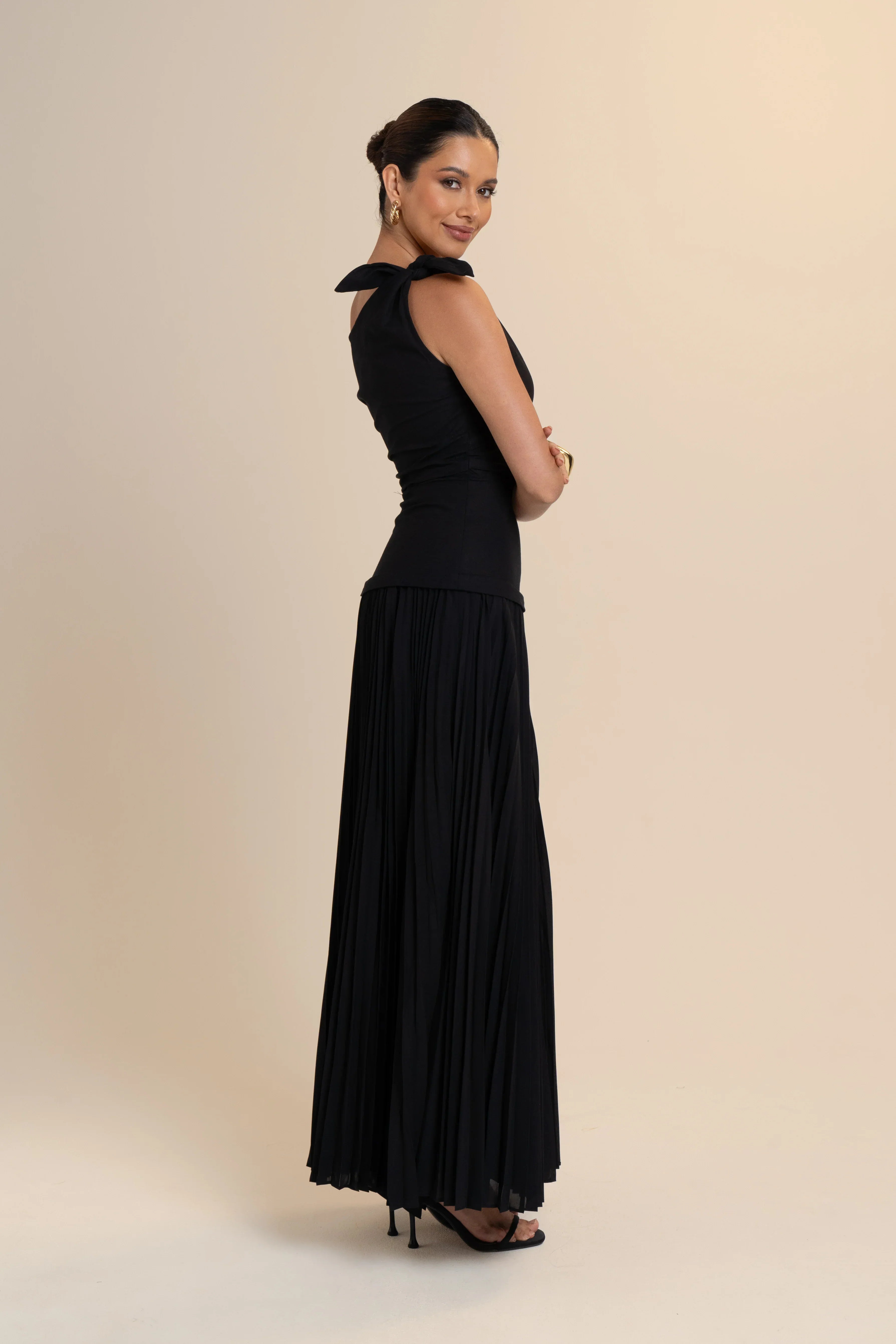 Ophelia Drop Shoulder Pleated Maxi Dress